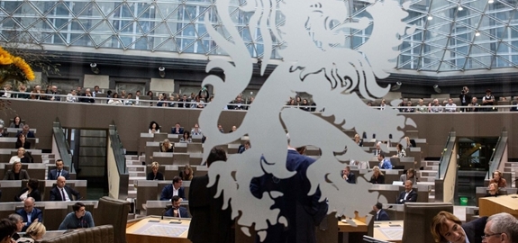 Vlaamse regering bevestigt stopzetten subsidie zonnepanelen