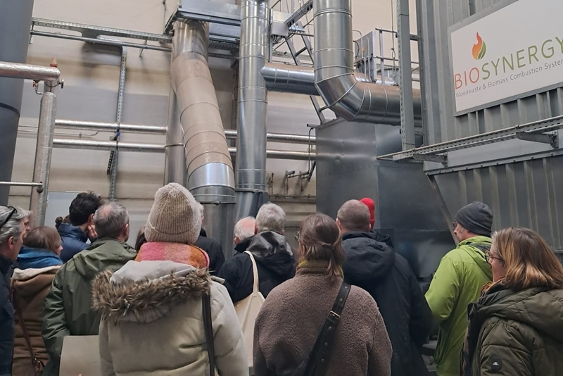 Bustour laat beleidsmedewerkers kennismaken met Vlaamse bio-energiesector